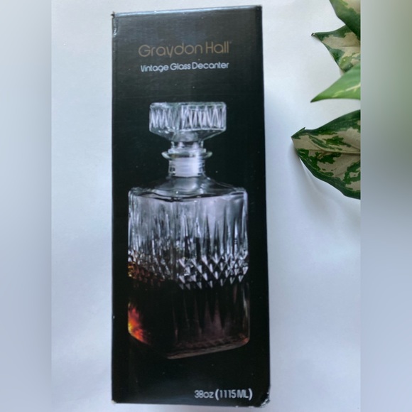 Vintage Glass decanter 38oz( 1115ML) - Picture 3 of 6